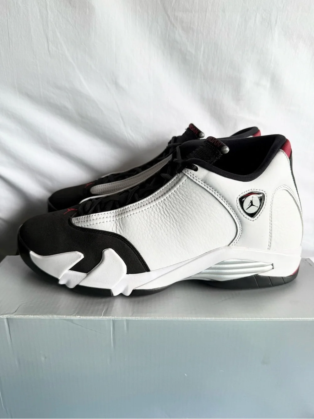 AUTHENTIC Jordan 14 Retro Black Toe size 11.5 487471-160 2024 PRE-OWNED